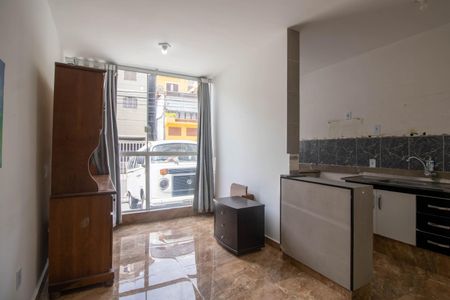 Apartamento para alugar com 2 quartos, 52m² em Jardim Santa Rosa, Taboão da Serra