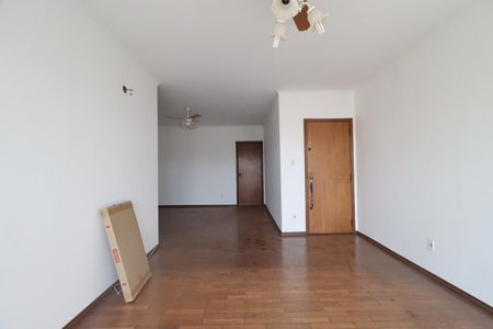 Sala de apartamento para alugar com 3 quartos, 159m² em Centro, Ribeirão Preto