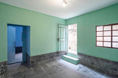 Sala de casa para alugar com 2 quartos, 150m² em Nacional, Contagem