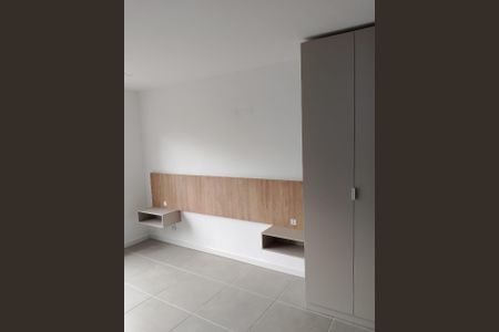 Quarto de kitnet/studio para alugar com 1 quarto, 35m² em Jardim Botânico, Porto Alegre