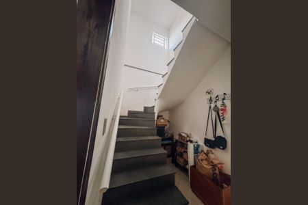 Casa à venda com 5 quartos, 220m² em Fundação, São Caetano do Sul