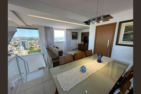 Casa à venda com 4 quartos, 244m² em Liberdade, Belo Horizonte