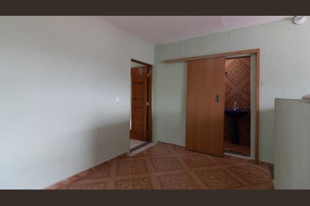 Sala de casa para alugar com 1 quarto, 50m² em Jardim Danfer, São Paulo
