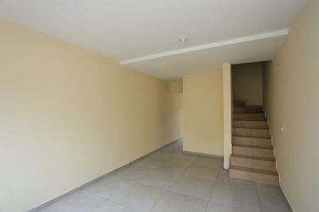 Casa à venda com 2 quartos, 145m² em Campo Limpo, São Paulo