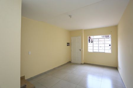 Casa à venda com 2 quartos, 145m² em Campo Limpo, São Paulo