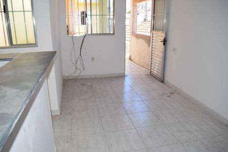 Sala/Cozinha de casa para alugar com 2 quartos, 36m² em Vila Carrão, São Paulo