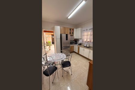 Casa à venda com 2 quartos, 90m² em Jardim Itália II, Várzea Paulista