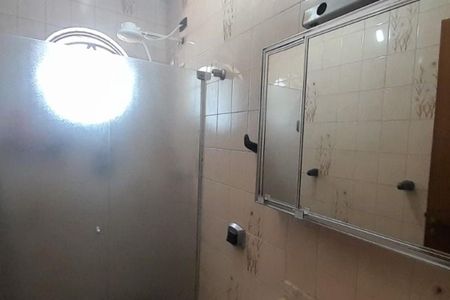 Casa à venda com 3 quartos, 155m² em Jardim Rizzo, São Paulo