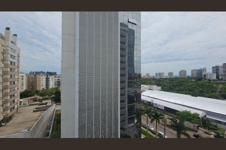Vista de kitnet/studio à venda com 1 quarto, 39m² em Bela Vista, Porto Alegre
