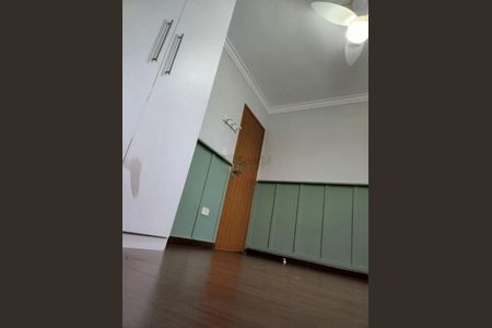 Casa à venda com 3 quartos, 285m² em Carandiru, São Paulo