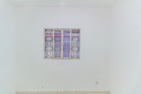 Quarto de casa para alugar com 1 quarto, 55m² em Marechal Hermes, Rio de Janeiro