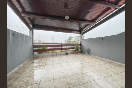 Varanda de casa à venda com 3 quartos, 130m² em Bela Vista, Osasco