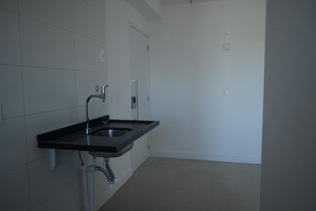 Cozinha de apartamento para alugar com 1 quarto, 57m² em Jardim Santa Helena, Suzano