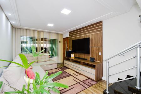 Casa à venda com 3 quartos, 130m² em Jardim Silvia, Guarulhos