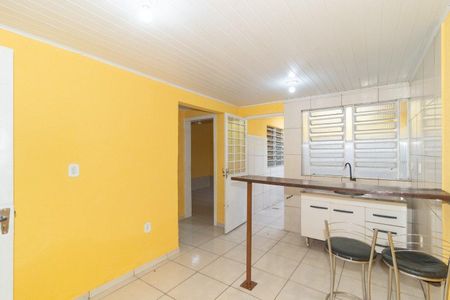 Sala de casa de condomínio para alugar com 2 quartos, 60m² em Medianeira, Porto Alegre