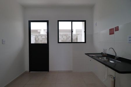 Cozinha de casa de condomínio para alugar com 2 quartos, 70m² em Parque Residencial Candido Portinari, Ribeirão Preto