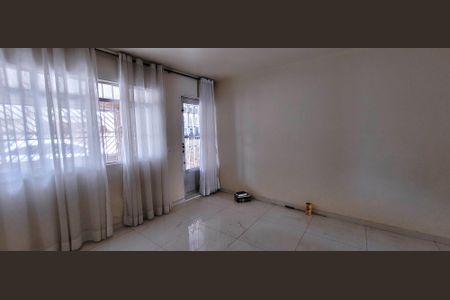 Casa para alugar com 3 quartos, 131m² em Jardim Nossa Senhora D’ajuda, Itaquaquecetuba