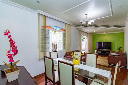 Sala de casa à venda com 3 quartos, 177m² em João Pinheiro, Belo Horizonte