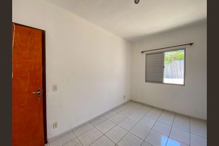 Quarto 2 de apartamento para alugar com 2 quartos, 50m² em Jardim Casablanca, São Paulo
