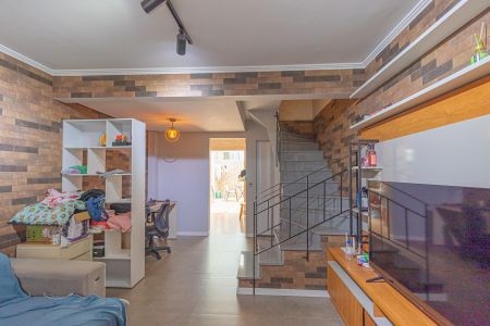 Sala de casa de condomínio para alugar com 2 quartos, 80m² em Rio Branco, Canoas