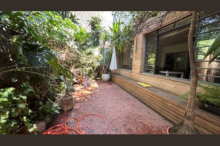 Casa à venda com 5 quartos, 300m² em Higienópolis, São Paulo