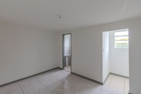 Quarto de casa para alugar com 1 quarto, 47m² em Santo Antônio, Porto Alegre