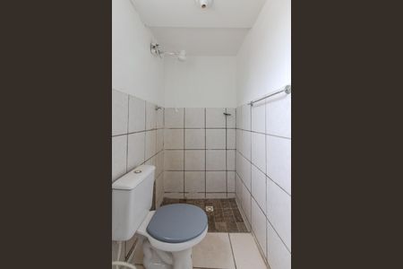 Banheiro de casa para alugar com 1 quarto, 47m² em Santo Antônio, Porto Alegre