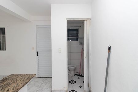 Kitnet de casa para alugar com 1 quarto, 30m² em Jardim Brasil, São Paulo