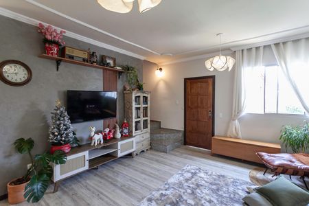 Sala de casa de condomínio à venda com 3 quartos, 130m² em Copacabana, Belo Horizonte