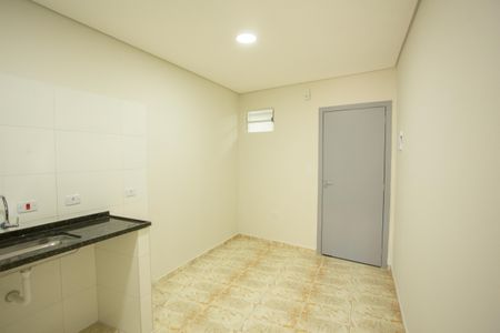 SALA E COZINHA de apartamento para alugar com 1 quarto, 25m² em Vila Amélia, São Paulo