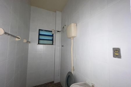 Banheiro de casa para alugar com 1 quarto, 42m² em Parque Lafaiete, Duque de Caxias