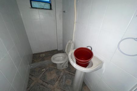 Banheiro de apartamento para alugar com 1 quarto, 42m² em Parque Lafaiete, Duque de Caxias