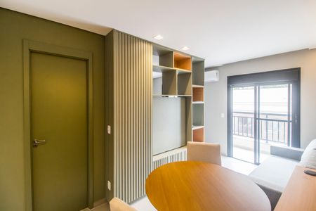 Sala de apartamento para alugar com 1 quarto, 39m² em Empresarial 18 do Forte, Barueri