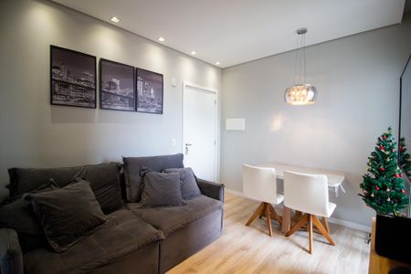 Sala de apartamento para alugar com 2 quartos, 48m² em Jardim Betania, Sorocaba