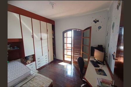 Casa à venda com 4 quartos, 224m² em Vila Nova, São Paulo