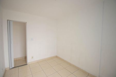 Quarto 2 de apartamento para alugar com 2 quartos, 55m² em Porto Novo, São Gonçalo