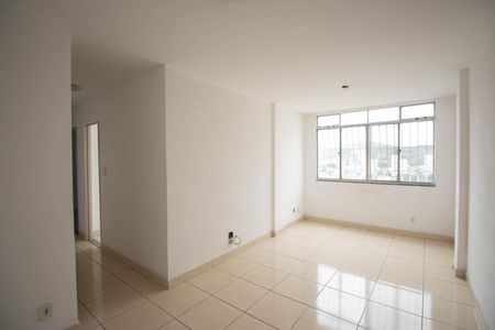 Sala de apartamento para alugar com 2 quartos, 55m² em Porto Novo, São Gonçalo