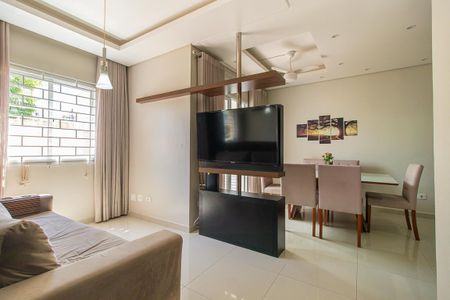 Sala de apartamento para alugar com 2 quartos, 88m² em Campo Comprido, Curitiba