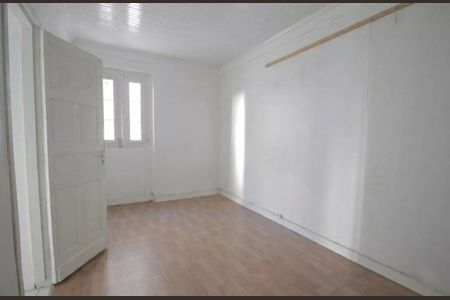 Casa à venda com 5 quartos, 184m² em Floresta, Porto Alegre