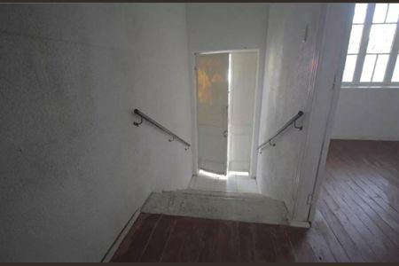 Casa à venda com 5 quartos, 184m² em Floresta, Porto Alegre