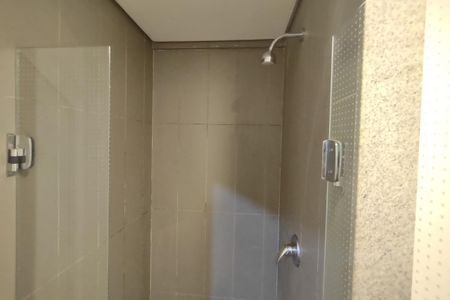 Banheiro de kitnet/studio para alugar com 1 quarto, 23m² em Santa Paula, São Caetano do Sul