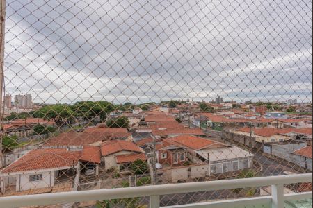 Vista da Sacada da Sala de apartamento à venda com 2 quartos, 66m² em Parque Beatriz, Campinas