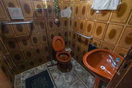 banheiro de casa à venda com 3 quartos, 281m² em Candelária, Belo Horizonte