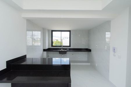 Sala de apartamento à venda com 3 quartos, 138m² em Novo Eldorado, Contagem