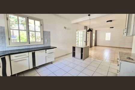 Casa de Condomínio à venda com 3 quartos, 250m² em Recanto do Poeta Um, Lagoa Santa