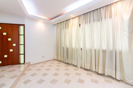 Sala de casa para alugar com 3 quartos, 330m² em Km 18, Osasco