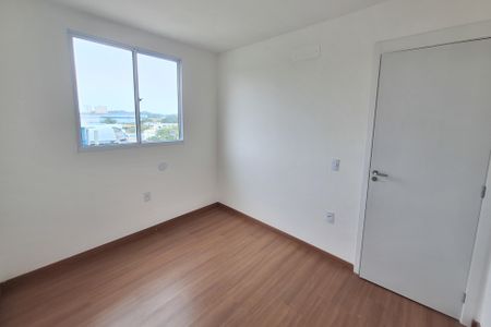 Quarto 2 de apartamento para alugar com 2 quartos, 45m² em Figueira, Duque de Caxias