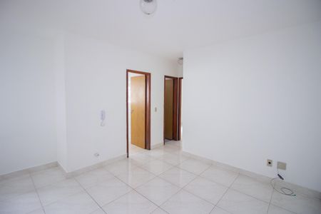 Sala de apartamento à venda com 2 quartos, 46m² em Arpoador, Contagem