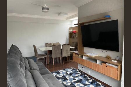 Apartamento à venda com 2 quartos, 63m² em Vila Tolstoi, São Paulo