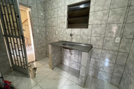 Cozinha de casa para alugar com 1 quarto, 40m² em Doutor Laureano, Duque de Caxias